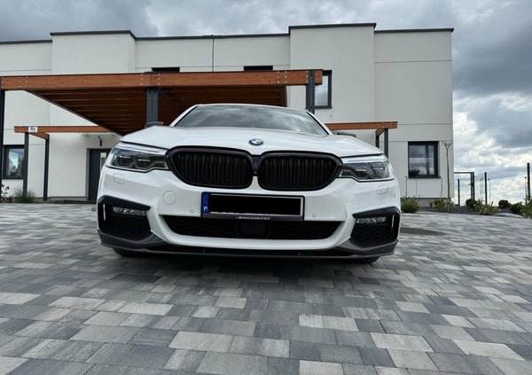 BMW Seria 5 cena 169900 przebieg: 166700, rok produkcji 2017 z Rybnik małe 704